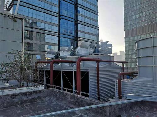 <a href=http://m.lijunqiang2.com.cn/product/lqt/ target=_blank class=infotextkey>冷卻塔</a>噪音治理改造